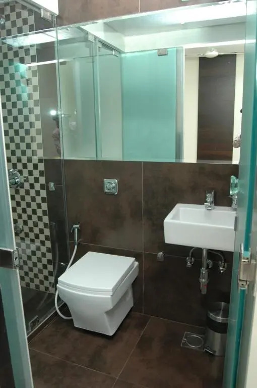 Hotel Causeway, Colaba