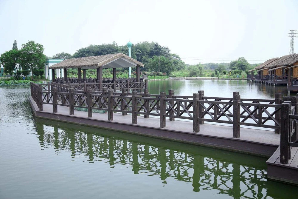 LuHuai Hotel