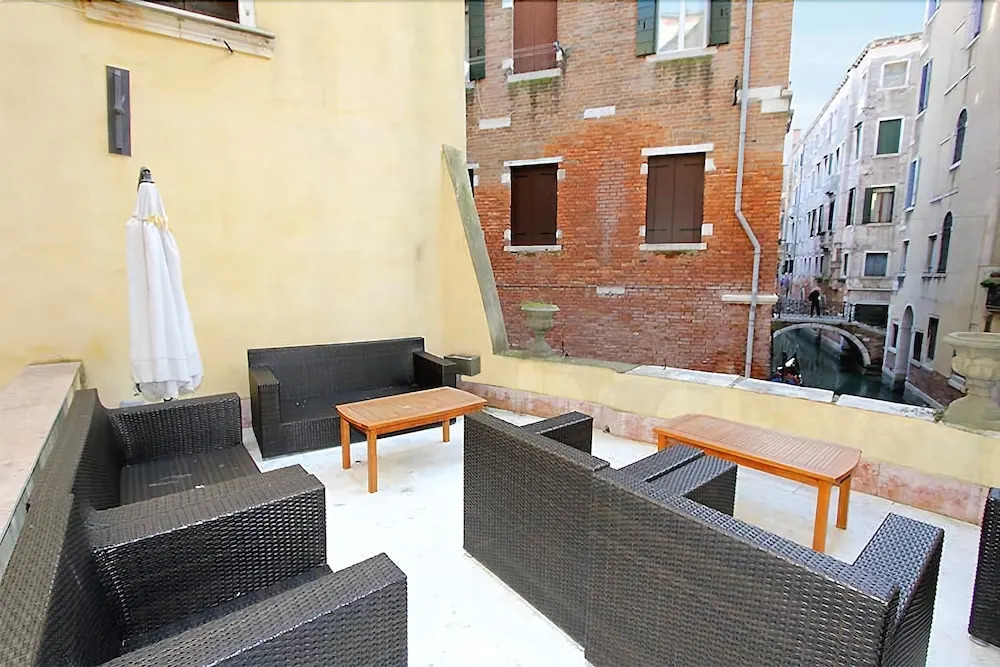 City Apartments - Manin