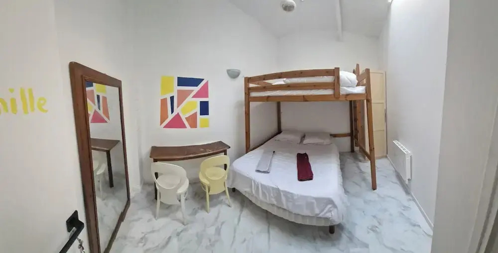 Bed and breakfast chez lhabitant