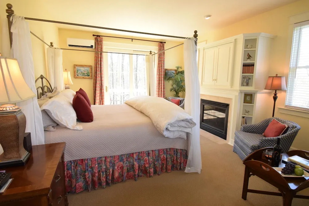 Cedar Spring Inn & Spa