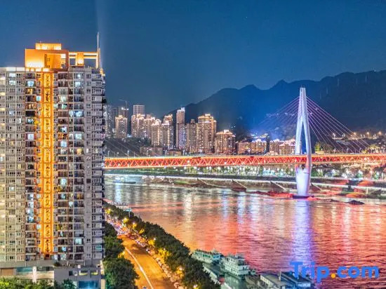 Recalling Yangtze River Hotel