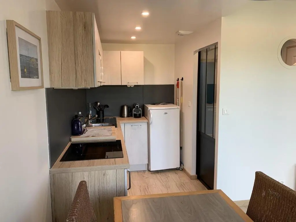 Maison Familiale avec Terrasse, 2 Chambres, Accès Plage et Golf - Animaux Bienvenus - FR-1-482-57