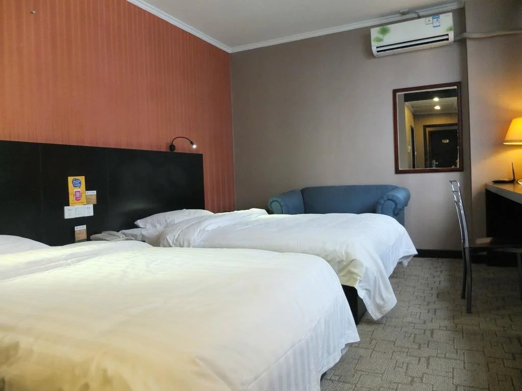Southern Rich Town Hotel