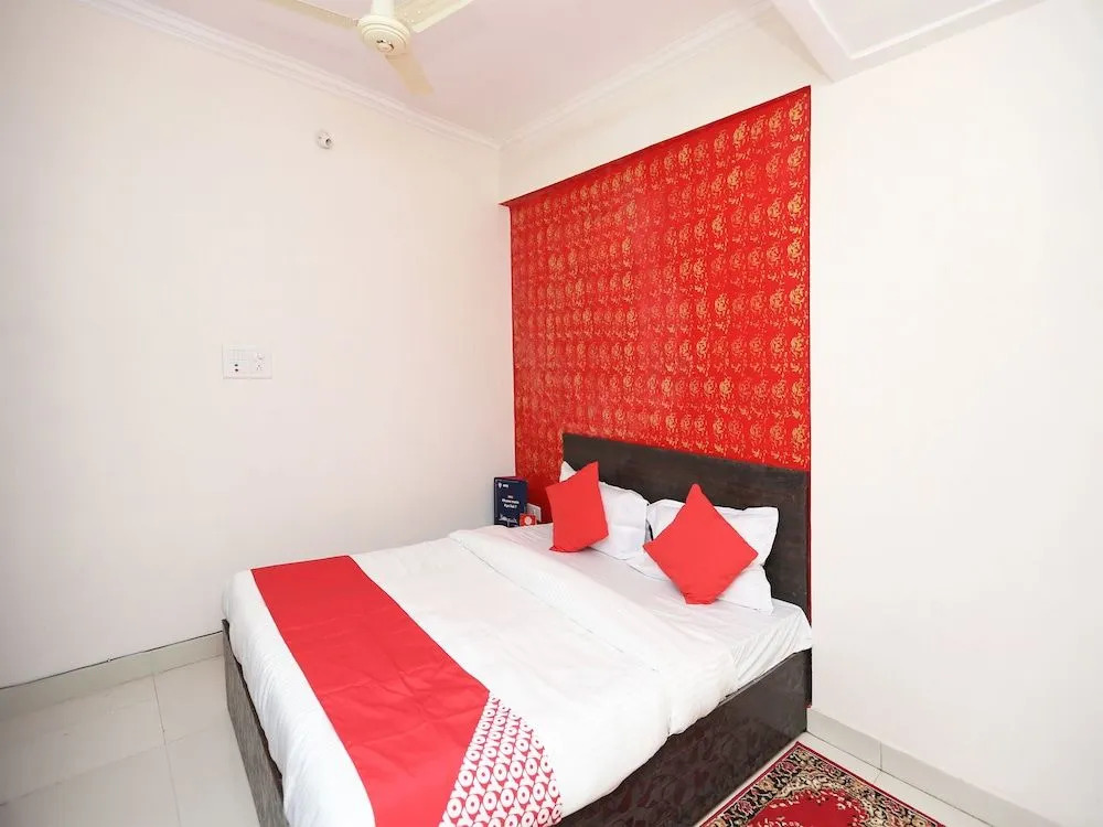 Hotel Anant Plaza