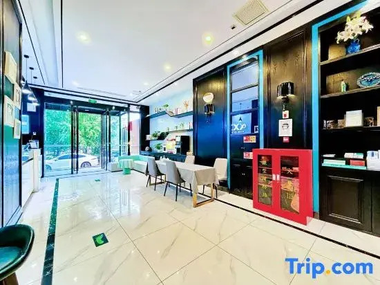 Xana Hotelle (only Henan film Town store in Zhengzhou)