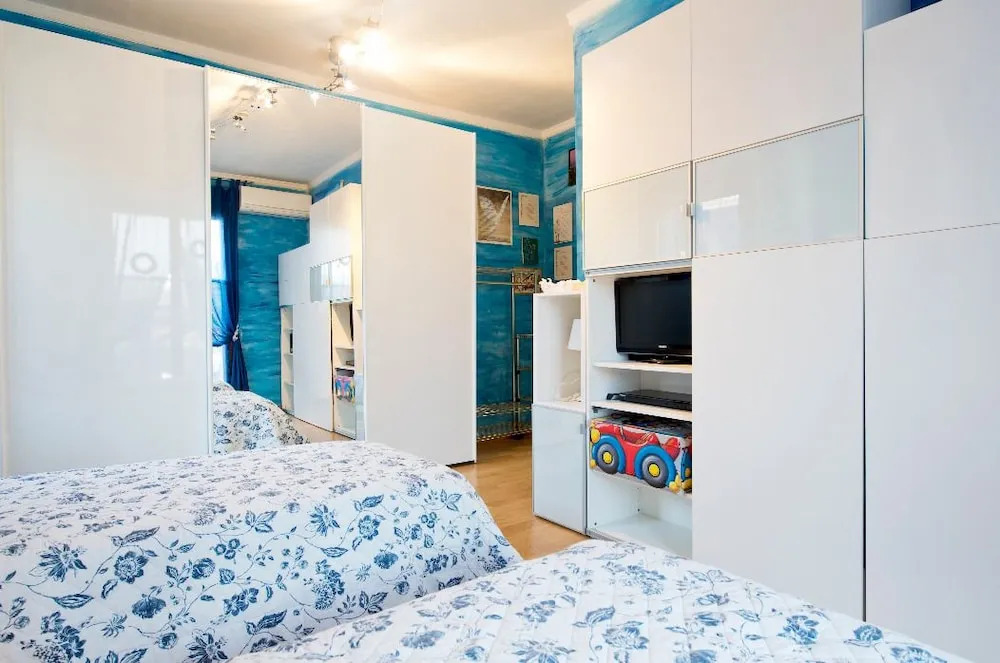 Monteceneri 9 B&b