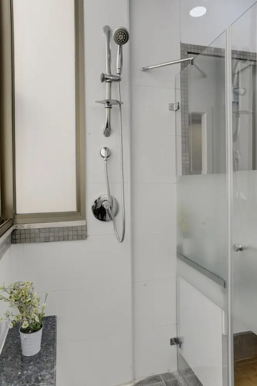 3 Bedrooms - Ben Yehuda