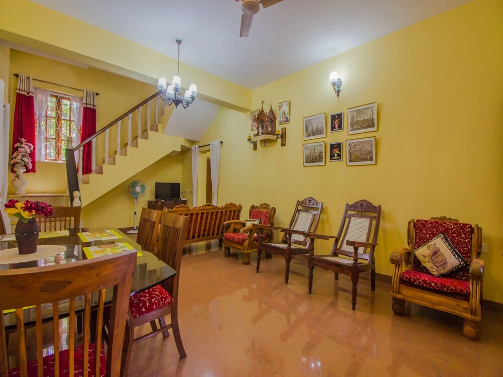 OYO 12865 Home Exquisite 3BHK Betalbatim