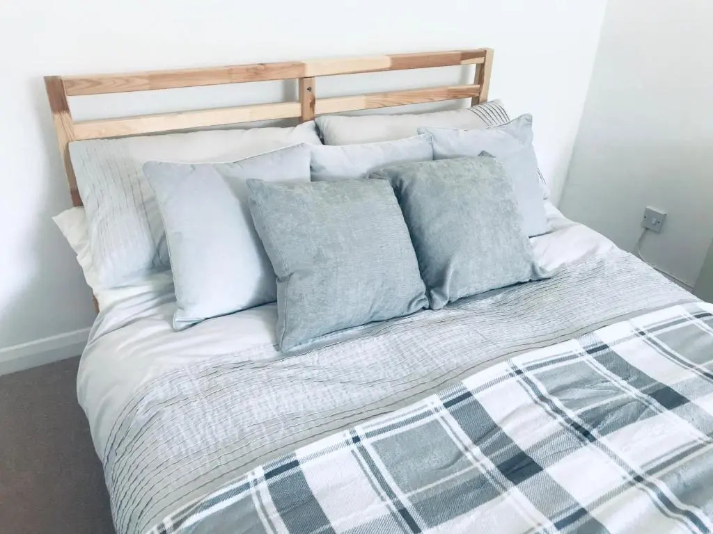 Aston Henry James Cookham Road Cosy flat close to town centre
