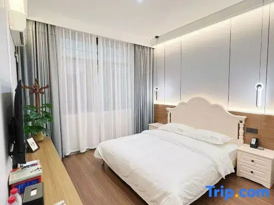 Mingmen Grand Hotel (Border City Chatong Scenic Area)