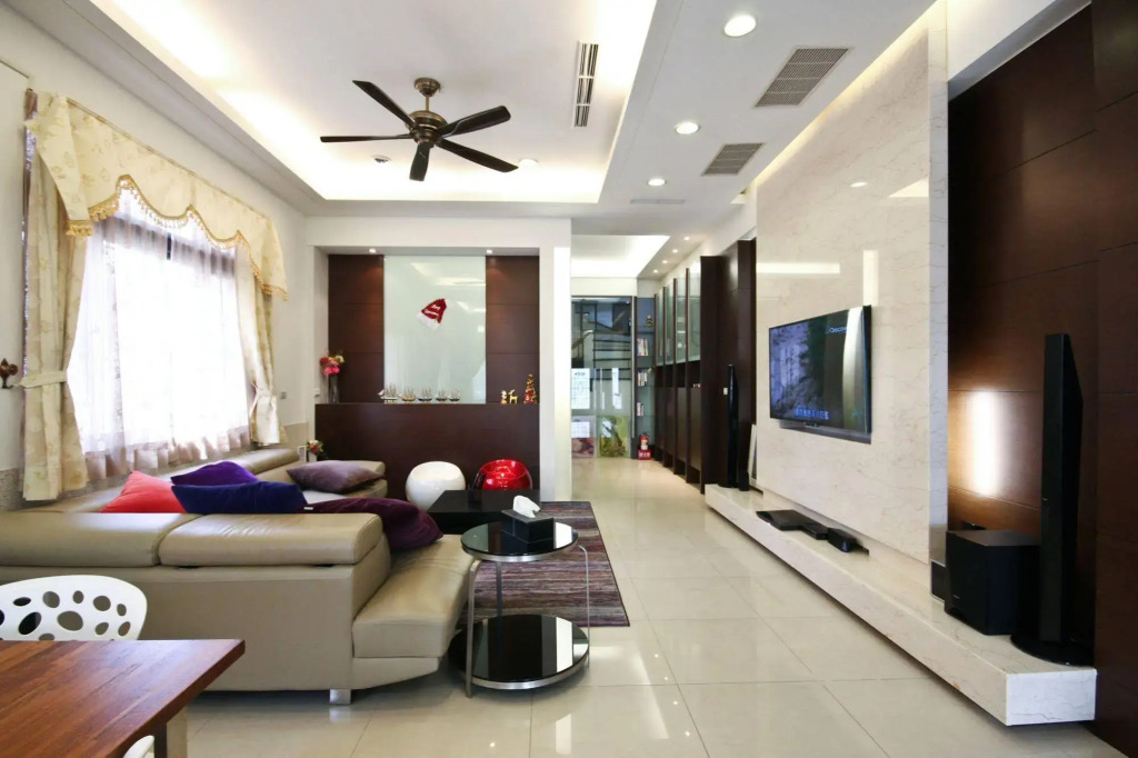 VV House