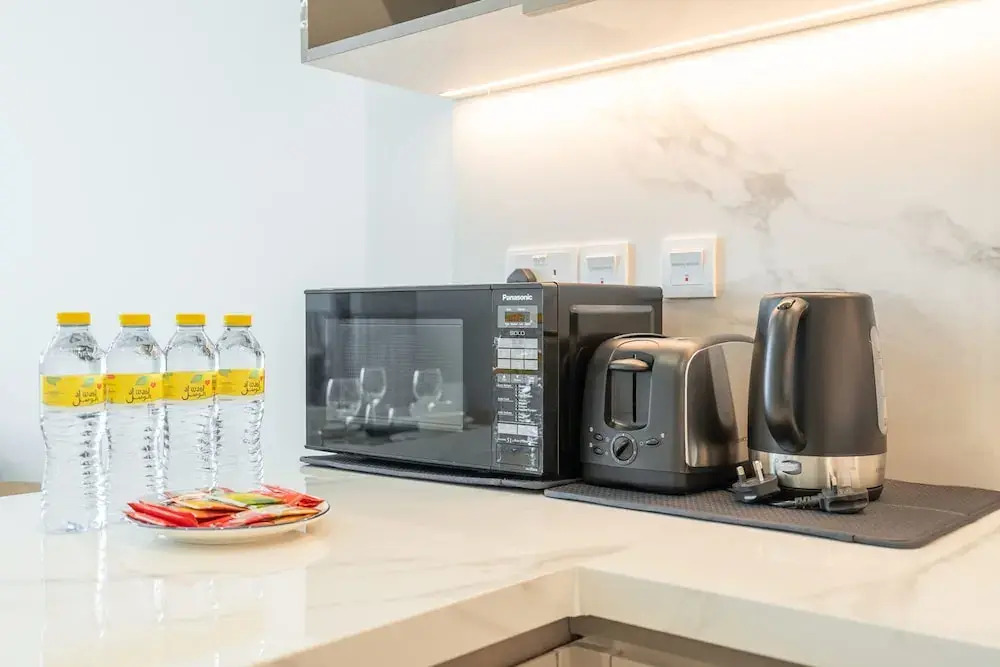Modern and Peaceful 2 Bedroom in Amber by Azizi