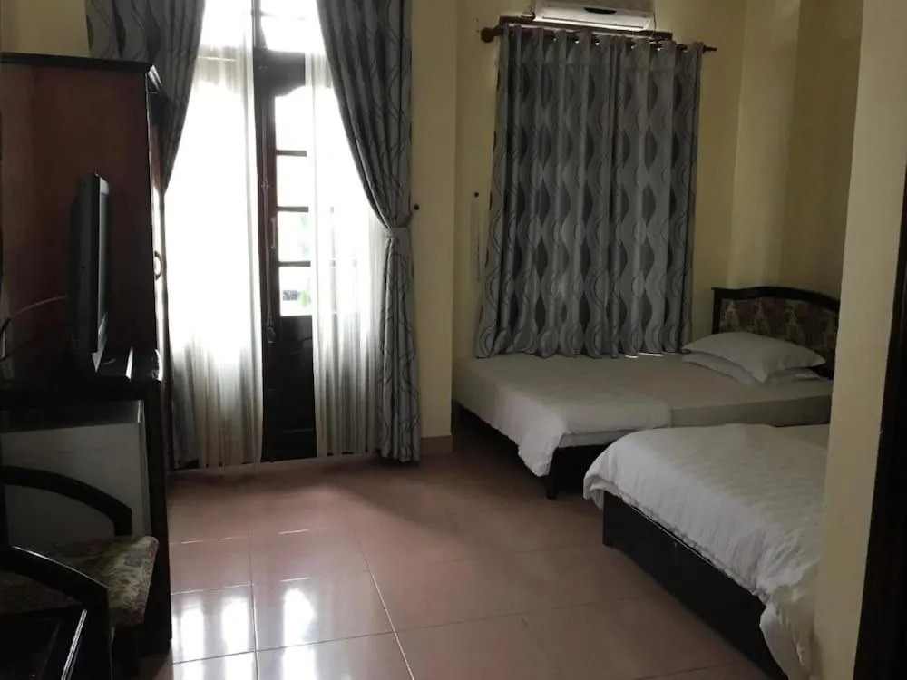 Cat Phu Hotel