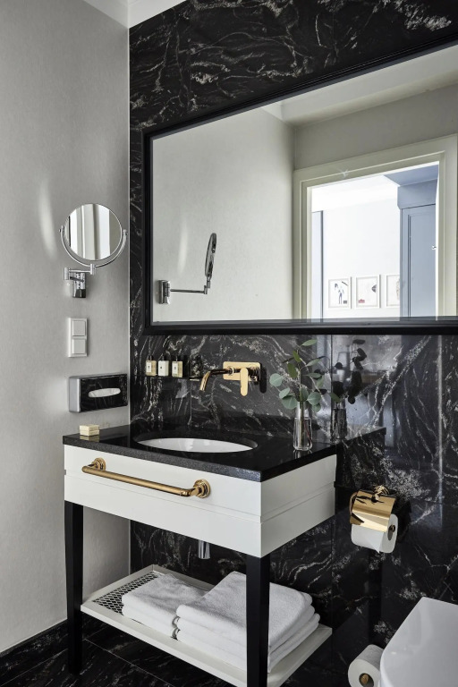 Hotel Teatro Boutique Old Town - Destigo Hotels