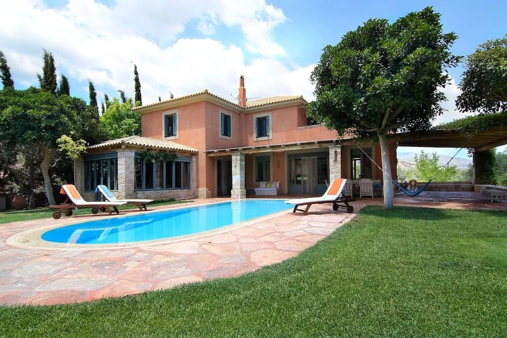 Vouliagmeni Villa