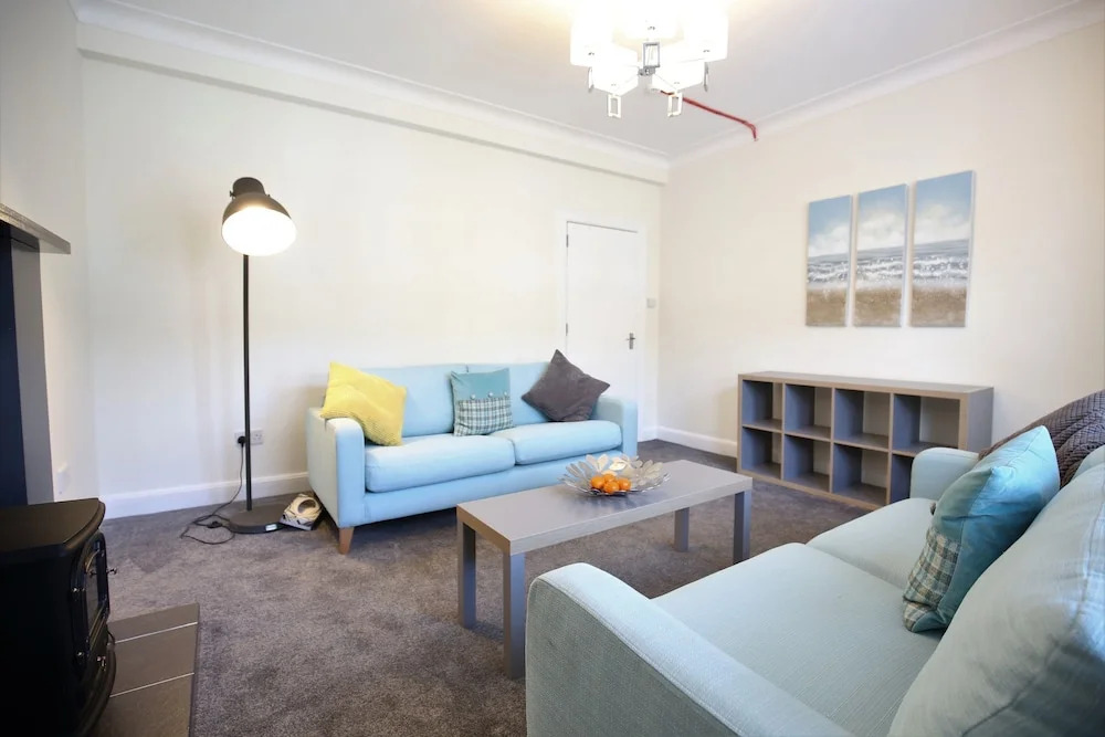 3 Bedroom Flat in Edinburgh