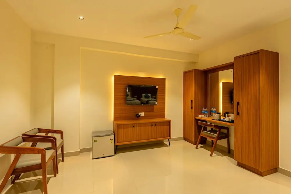 Emarald Hotel Calicut