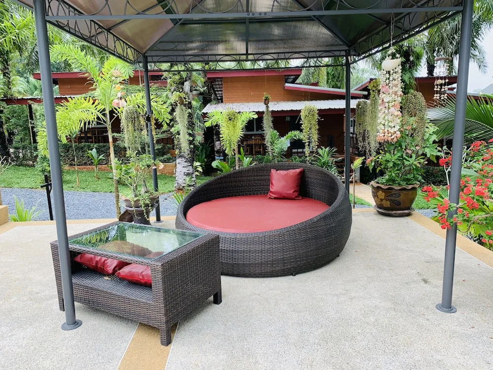Palmthien Pool Villa Aonang