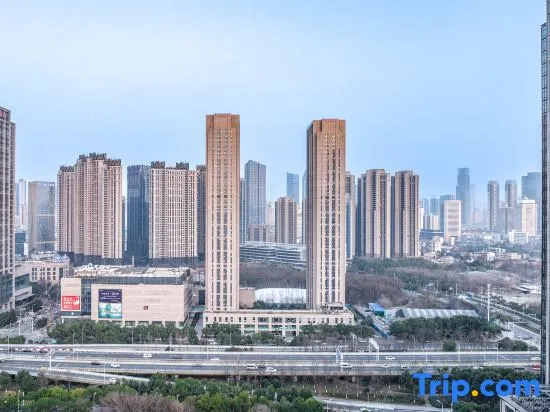 Wuhan Nanjing Garden S High-altitude Hotel (Hankou Railway Station Oceanwide CBD Branch)