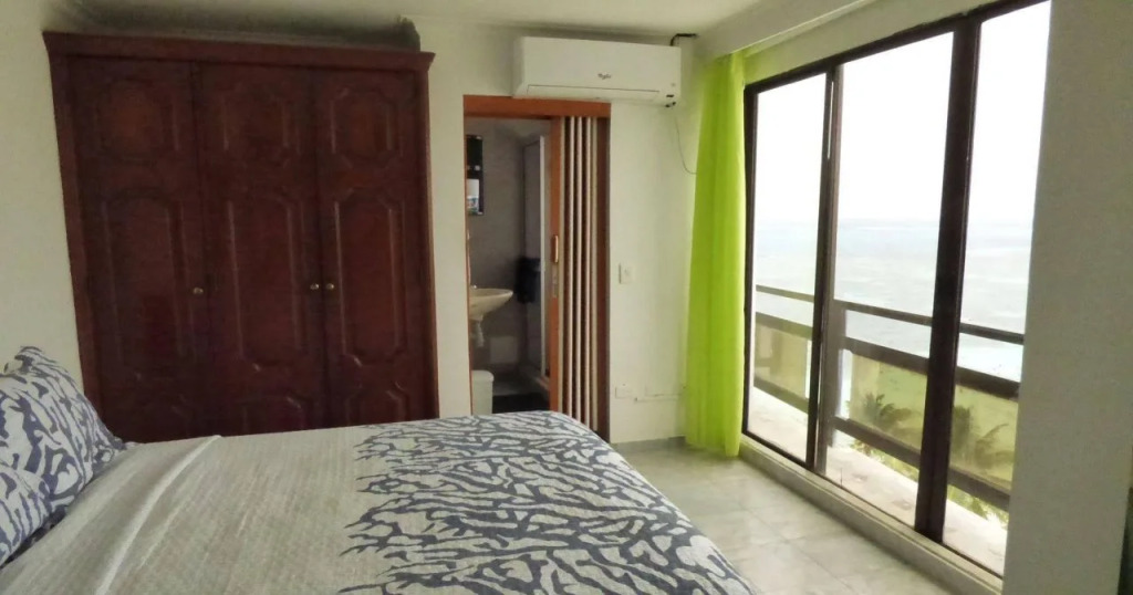 Kristhal Plaza 801 Penthouse