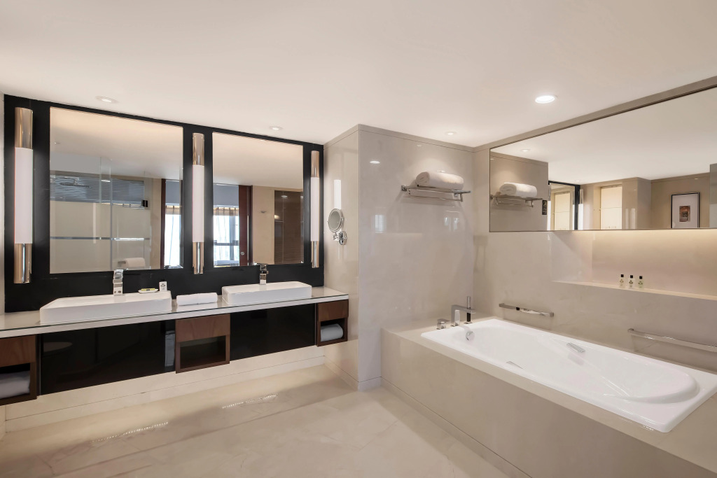 InterContinental Shanghai Pudong by IHG