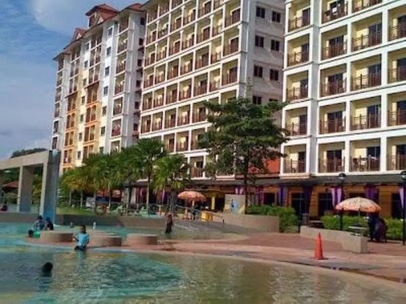 OYO 90301Suria Serv.Aptos@Bukit Merak Laketown Res