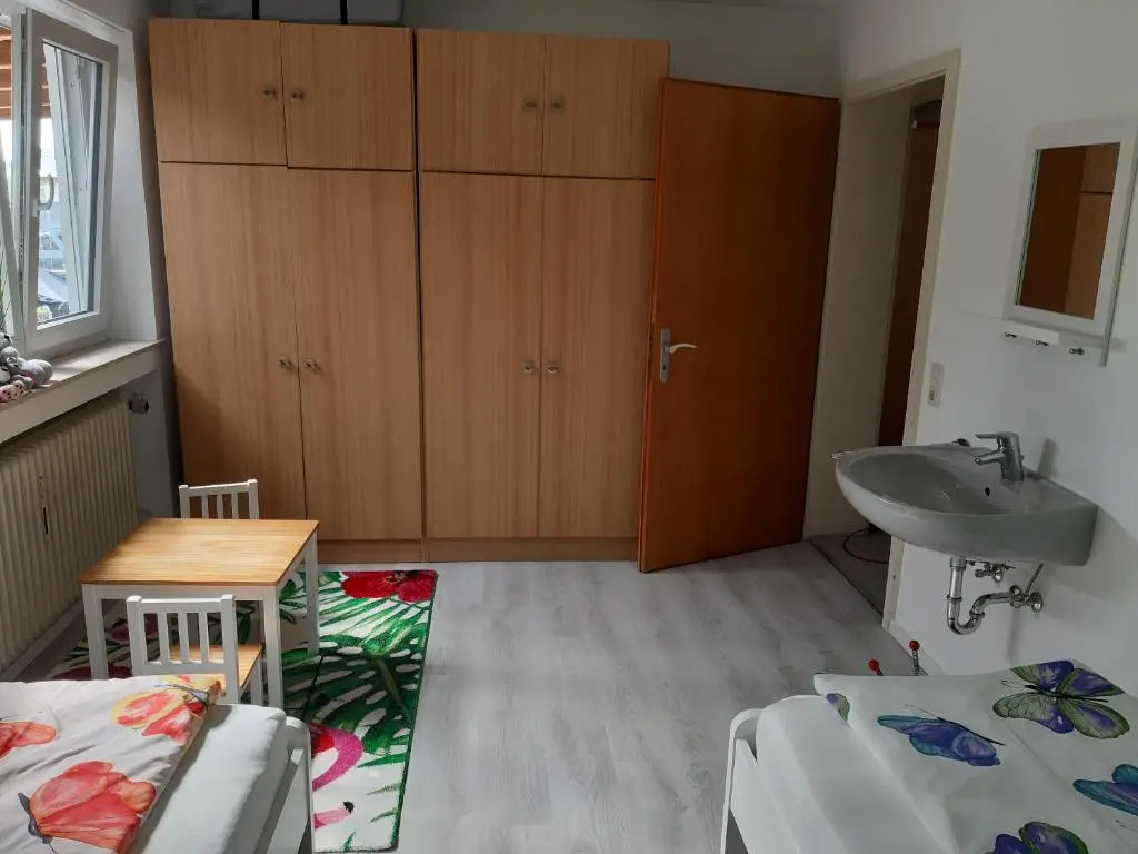 Schöne 80qm Ferienwohnung in ruhiger Lage
