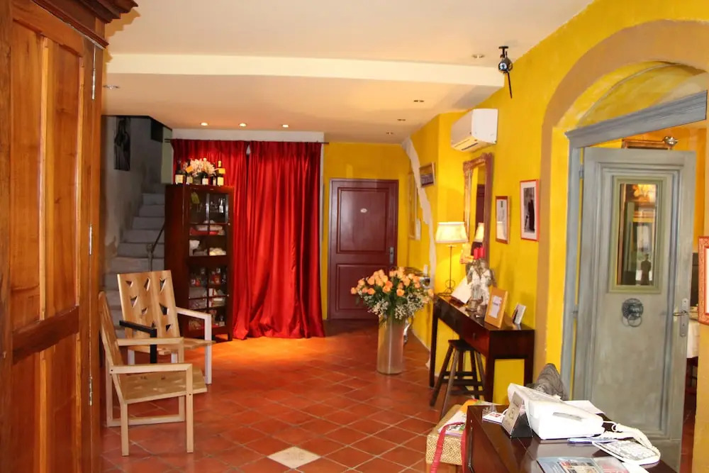Hostellerie et la parenthese uzes