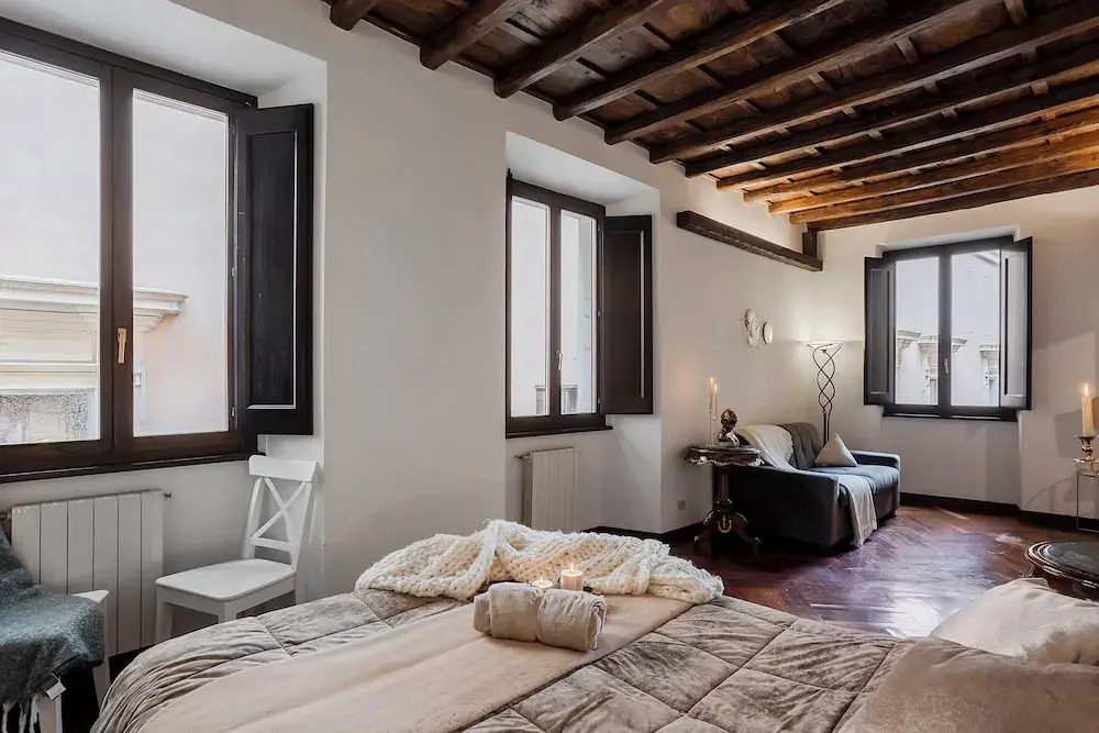SJR Luxury Apartment Trevi Fountain
