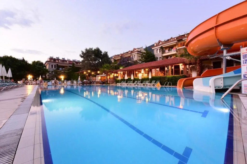 Perdikia Hill Hotel And Villas