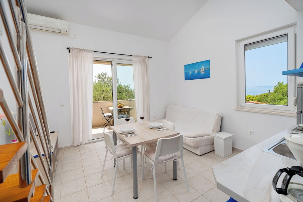 Apartments Marina