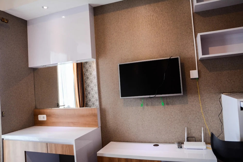 Comfortable Studio The Oasis Lippo Cikarang Apartment