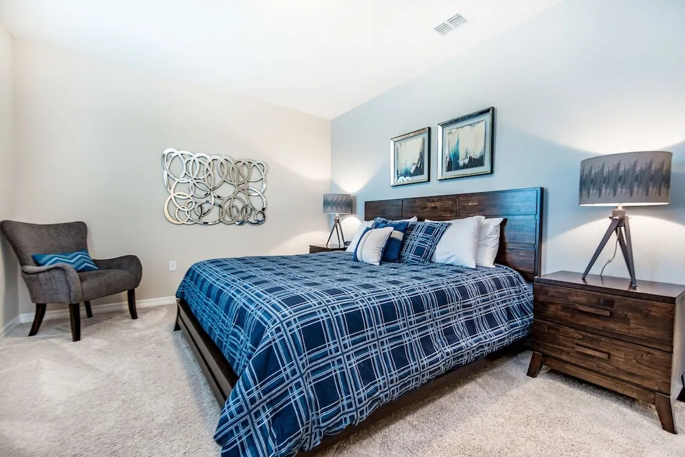 Pool Home, 11 mi to Disney! Free Water Park