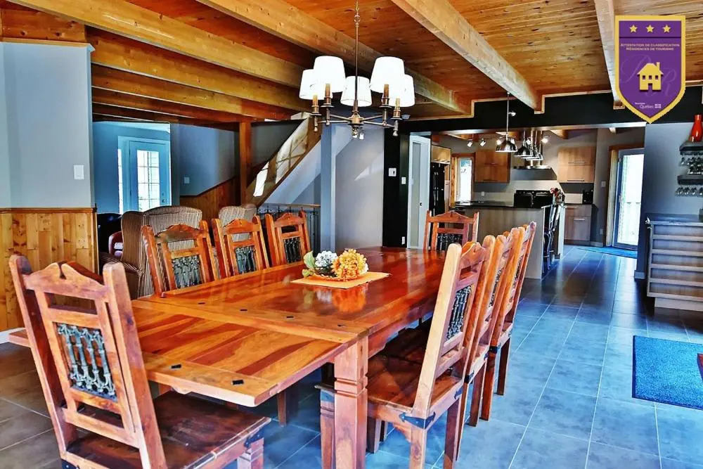 Chalets Alpins - 11 Chemin des Skieurs