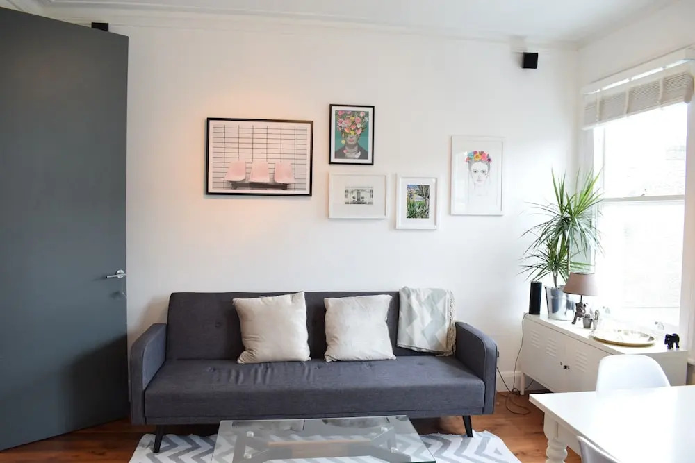 Modern 2 Bedroom Flat in Queen's Park