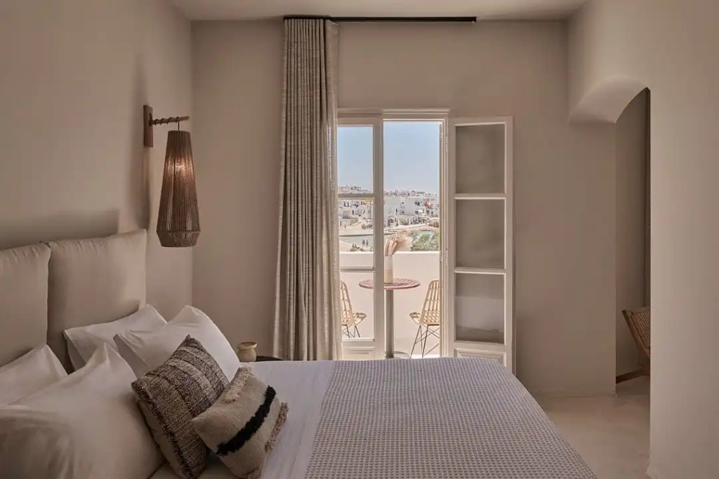 Utopia Hotel
