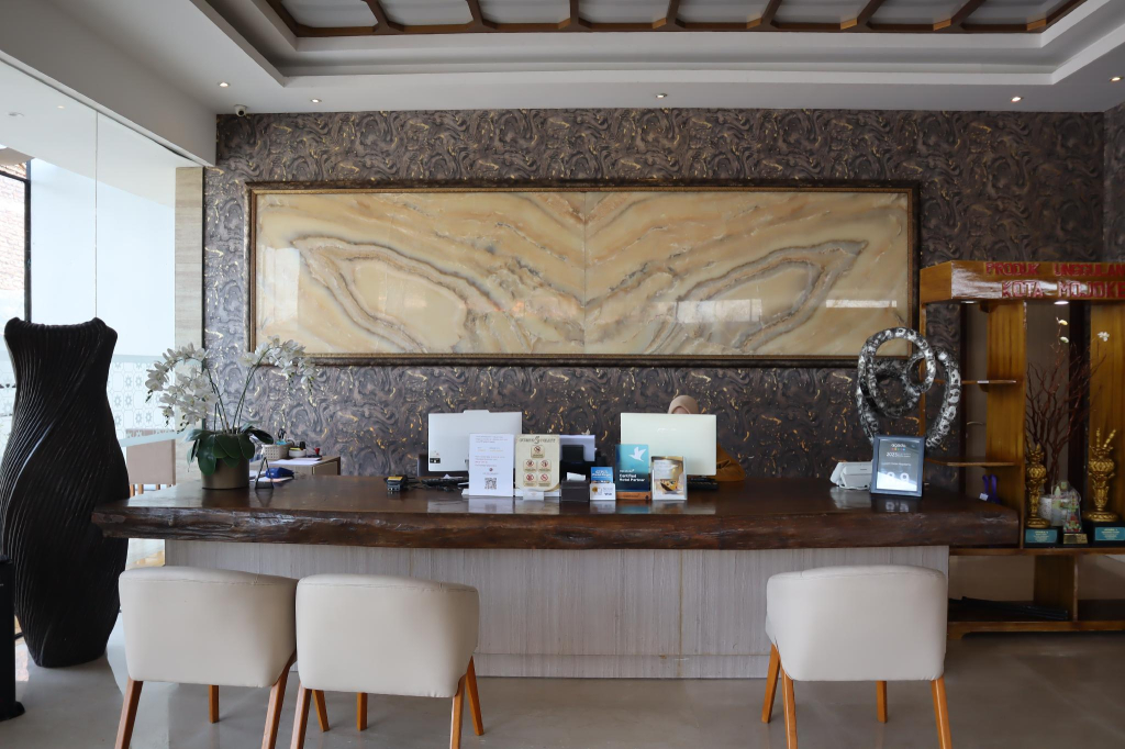 Lynn Hotel Mojokerto