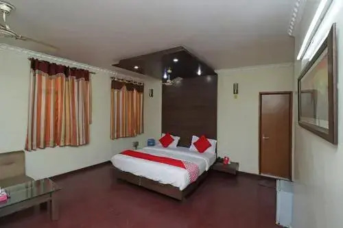 Bombay Hotel by OYO Rooms