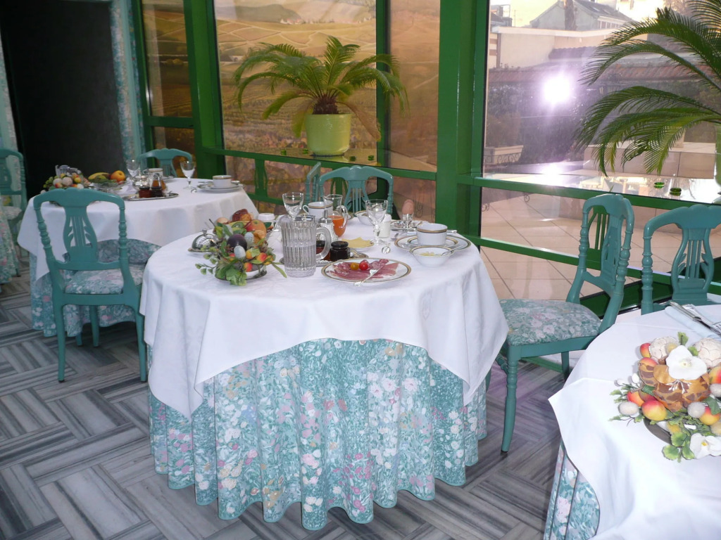 Grand Hotel Des Templiers, Pool & Sauna
