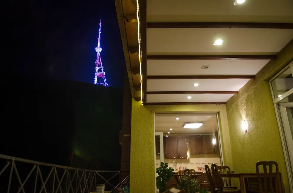 Отель Terrace House Тбилиси