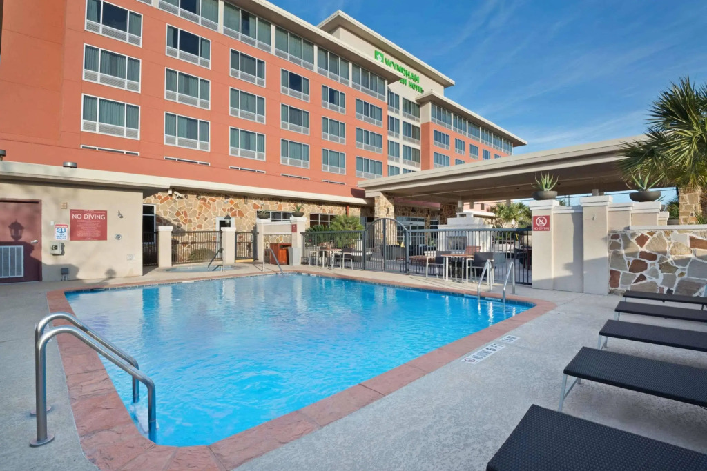 DoubleTree by Hilton San Antonio Northwest - La Cantera