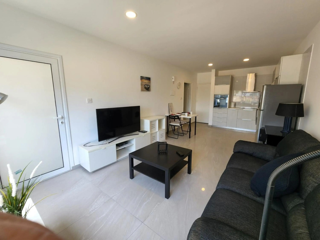 MH Apartments AB13