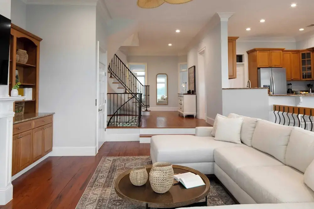 Sleeps 38 2 Homes, Steps to the Beach, Private Pool + Hottub, Game Room, Views