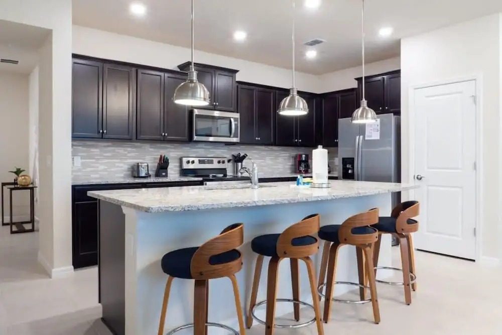 Spacious Townhouse w/ Pool & Free Parking Near Disney