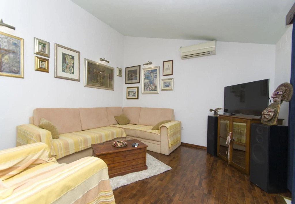 Apartments Dijana