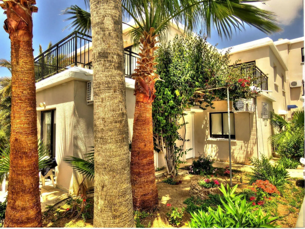 Hilltop Gardens Hotel Apartments