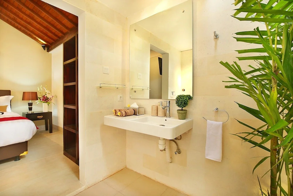 De Liza Villa Seminyak Beachside By Bali Asia Villa