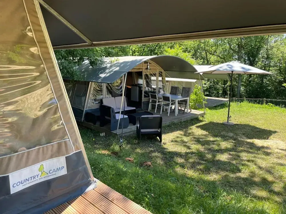 Tent Lodge in Dordogne Near Scenic Views