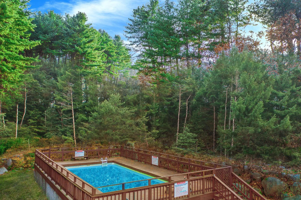 Gapyeong Gold Castle Pension